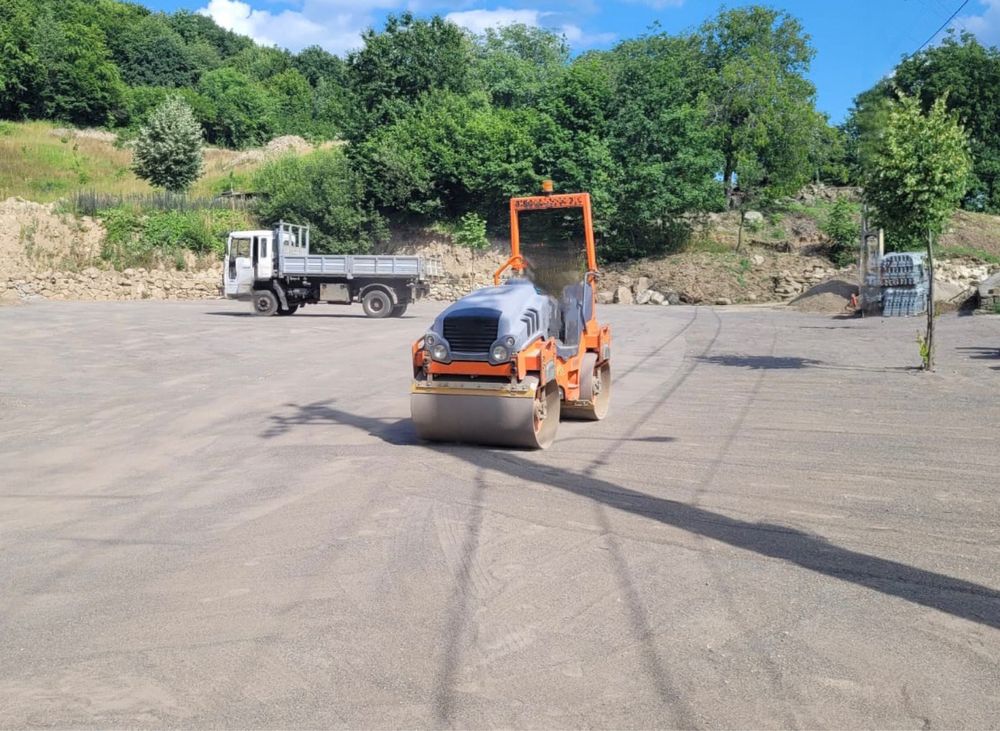 Amenajări drumuri, platforme industriale, parcari, cai de acces
