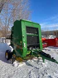 Пресс-подборщик John Deere 590