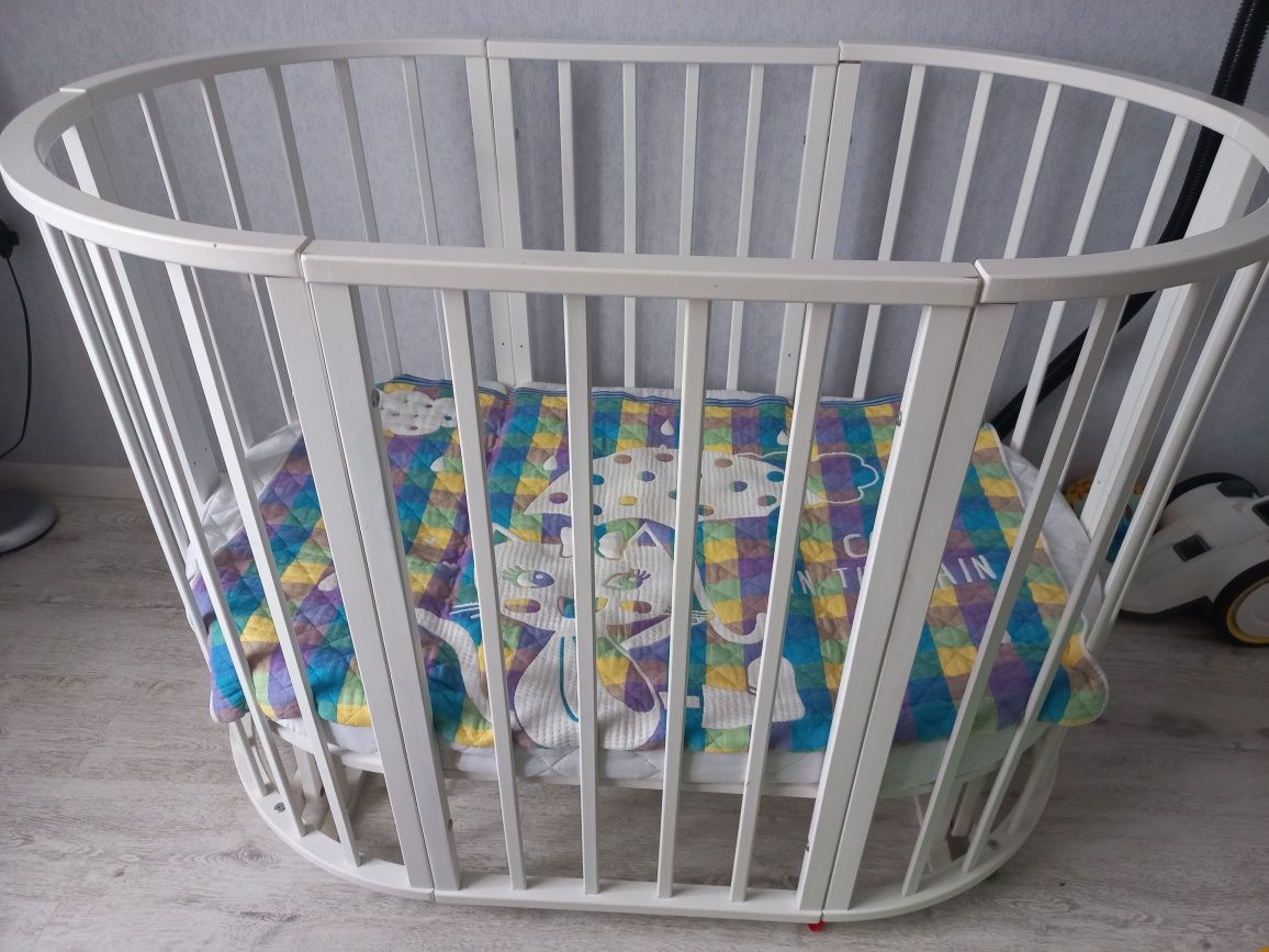 Продам кровать детскую