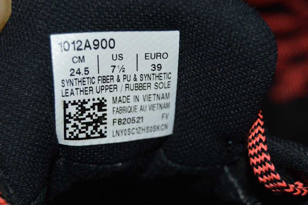 Adidasi alergare trail femei Asics Gel Trabuco 9 marime 39 Gore-tex