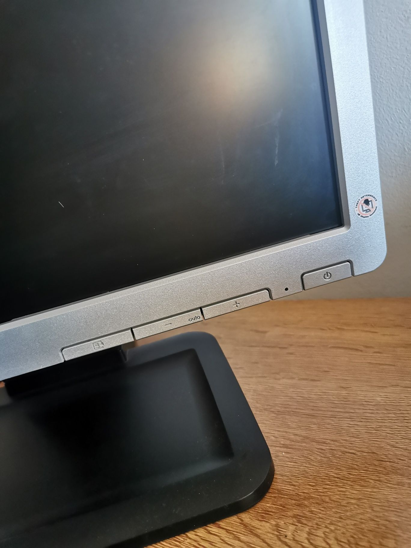 Monitor HP Compaq LE1711