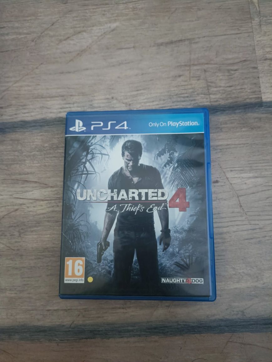 Ps4 1TB + 4 игри