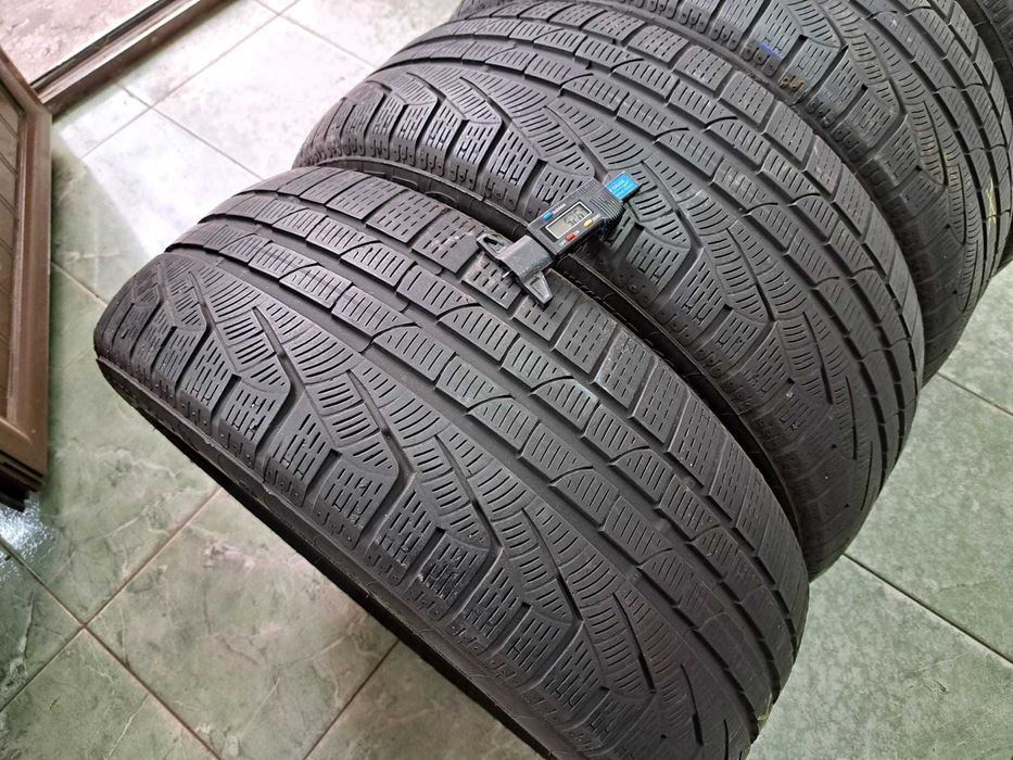 4 anvelope 225/45 R18 Pirelli runflat