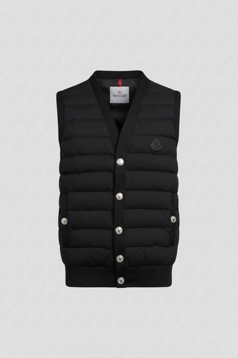 Продается Жилет Moncler