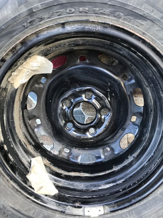 Vand roata rezeva noua 175 70 14