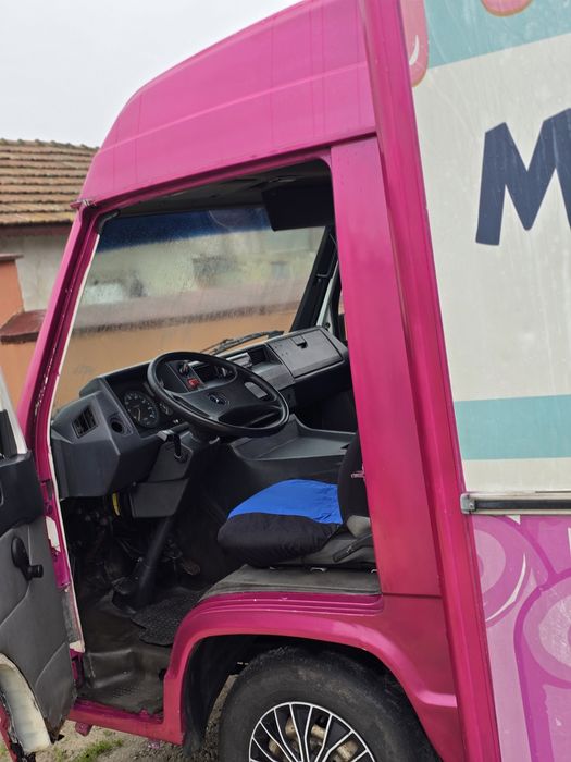 Мобилна кухня самоходна (кемпер)