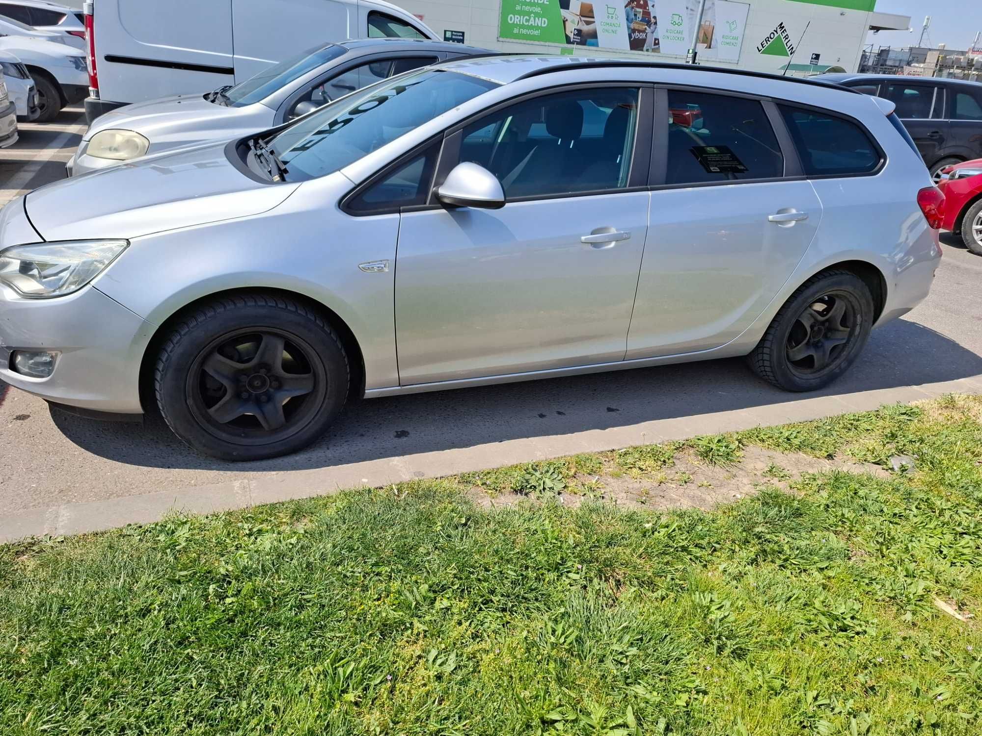 Vand Opel Astra J Sport Tourer 2011