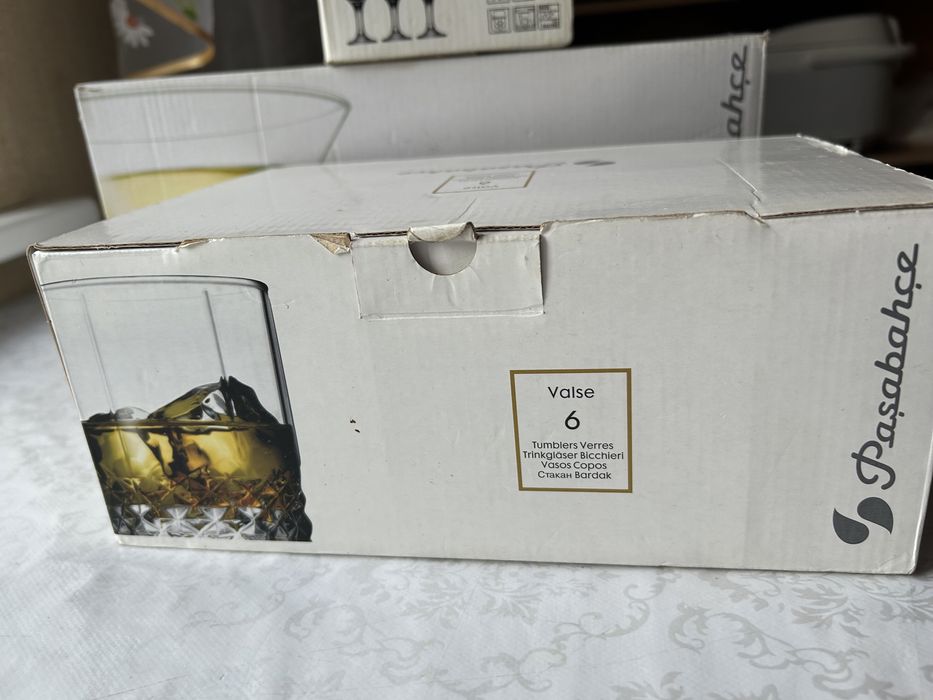 Набор стаканов