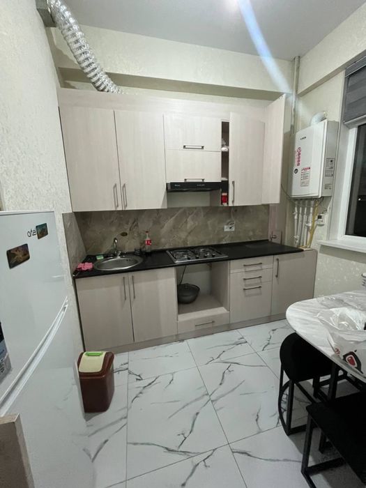 Yunusobod 4-Kvartal Metro Oldida Faqat Qizla