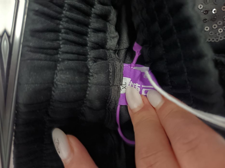Pantaloni scurți cu dantela, Korea