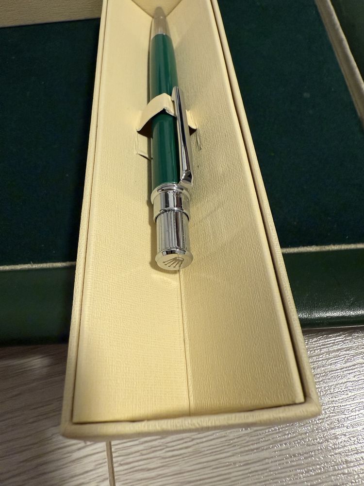 Pix ballpoint rolex green submariner oyster