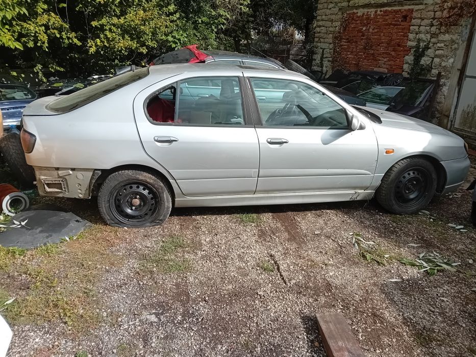 Продавам на части Нисан примера п11  2.0тд NISSAN Primera