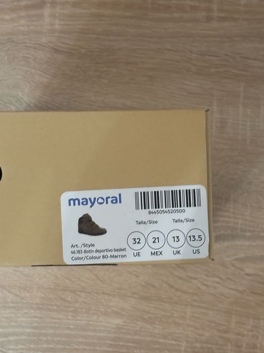 Боти за момче на Mayoral