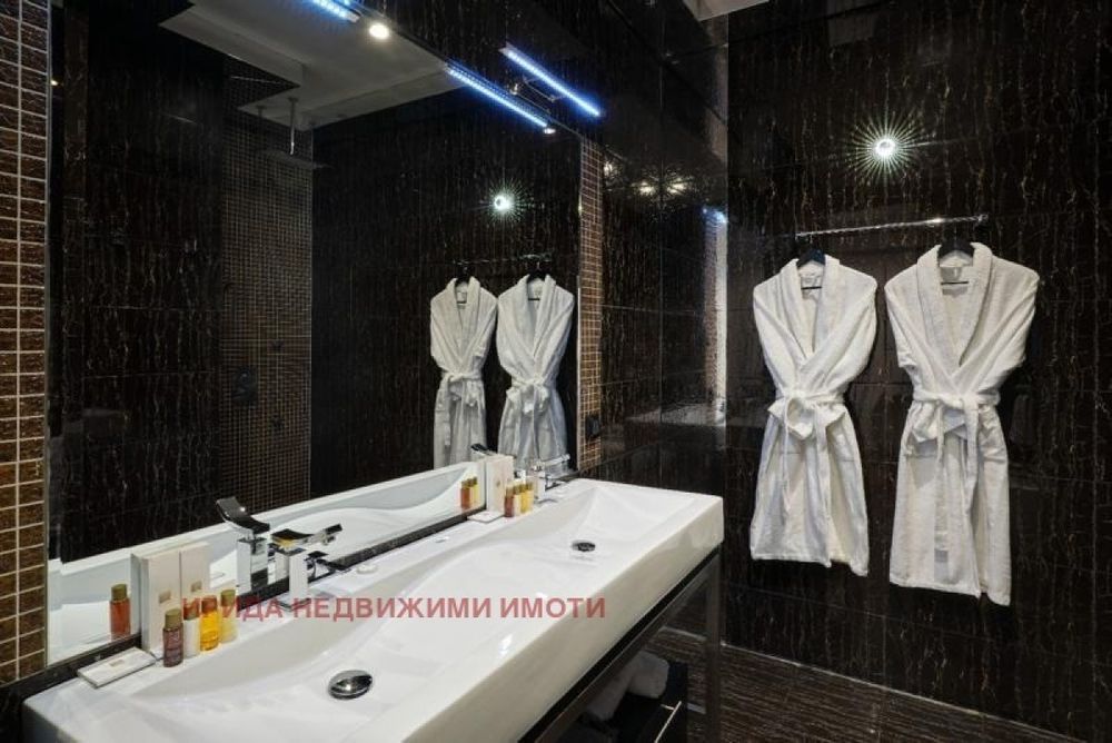 Многостаен обзаведен апартамент в Манастирски ливади !