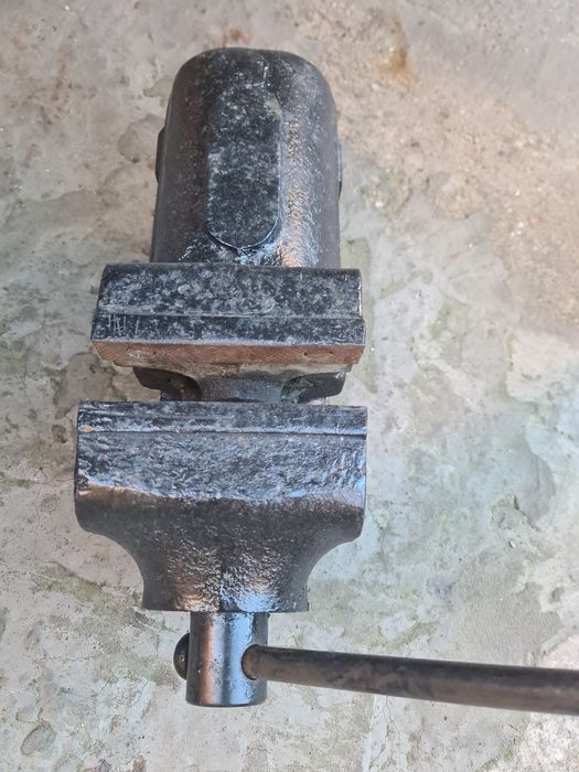 Menghină industrială 150 mm – grea, solidă, comunistă, nu glumă!