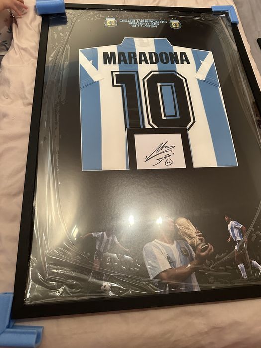 Vând tricou Maradona