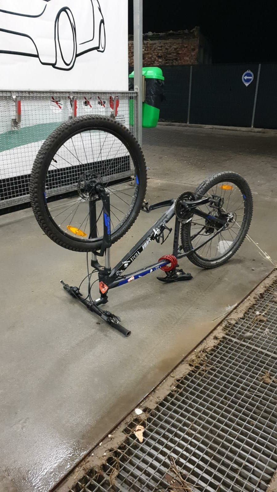 Vând sau schimb biciclet