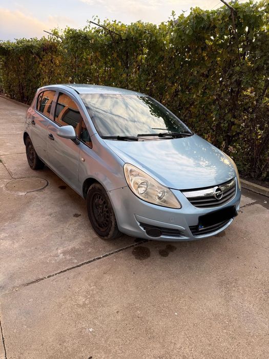 Vând Opel Corsa 1.3. Diesel