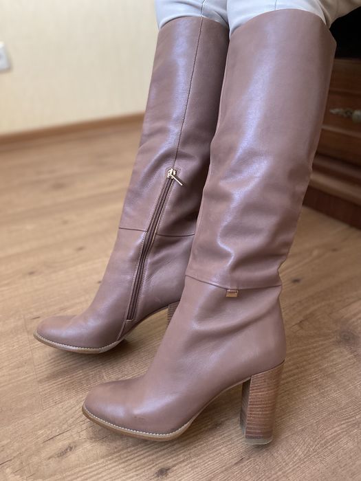 Продам брендовую обувь