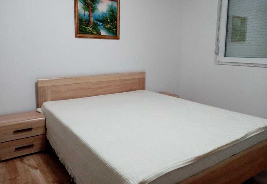 Дава се под наем Четиристаен апартамент в Пловдив, Изгрев - 120 кв.м за 459 € - Снимка #3