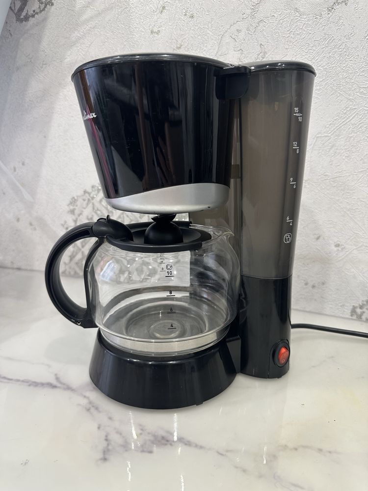 Продам капельную кофеварку Moulinex