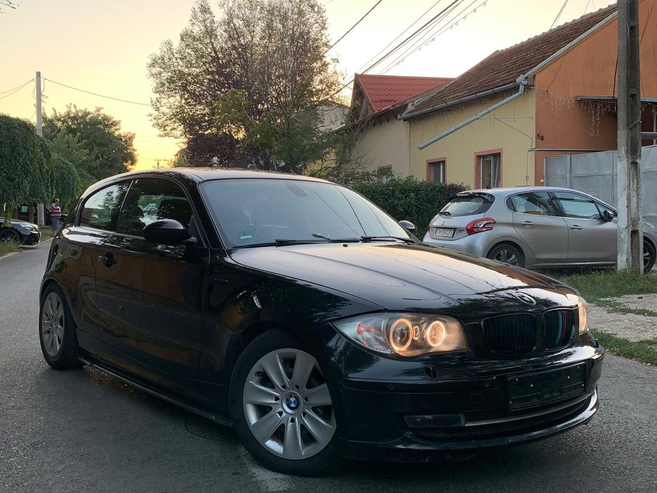 vand sau schimb BMW Seria 1, 2.0 Benzina, 2008, Pachet M, Trapa, 180.0