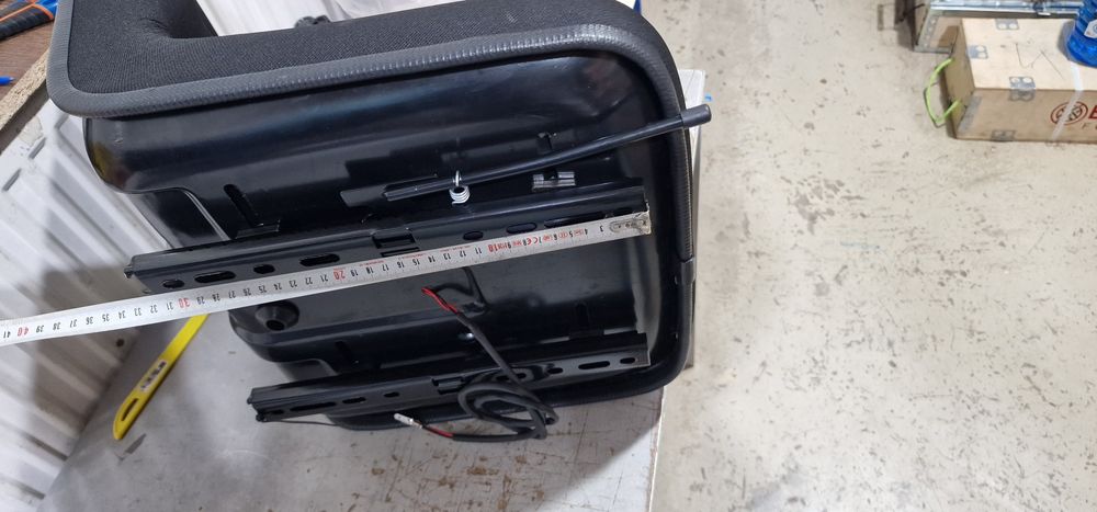 Scaun macara multicar material textil foarte calitativ pret 570 lei bu