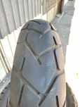 O anvelopa "trail" ca noua Metzeler 140/80 R17