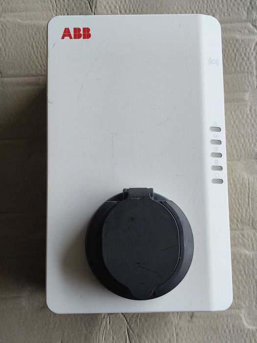 Statie incarcare vehicule electrice, ABB Terra AC W22-T-R-0, trifazica