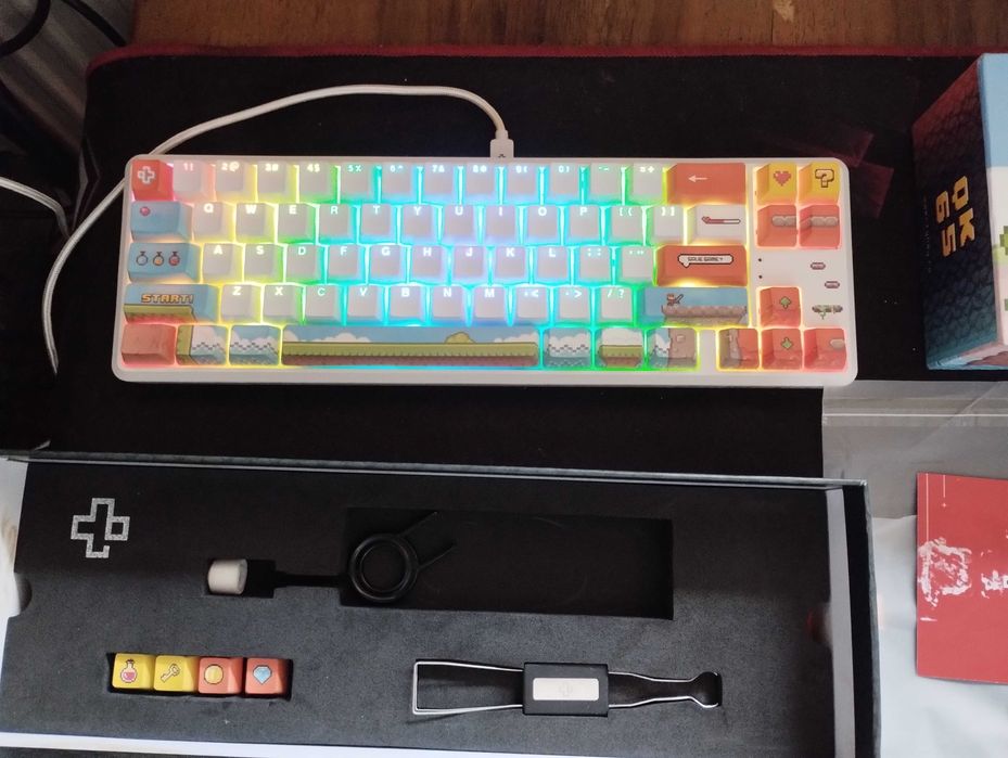QwertyKey65 Arcade Hotswap RGB Tastatura Mecanica Gaming