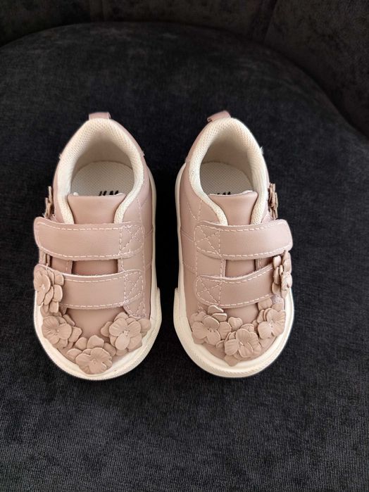 Детски обувки HM