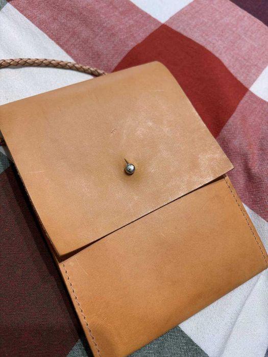 Кожена чантичка за телефон Lapaporter