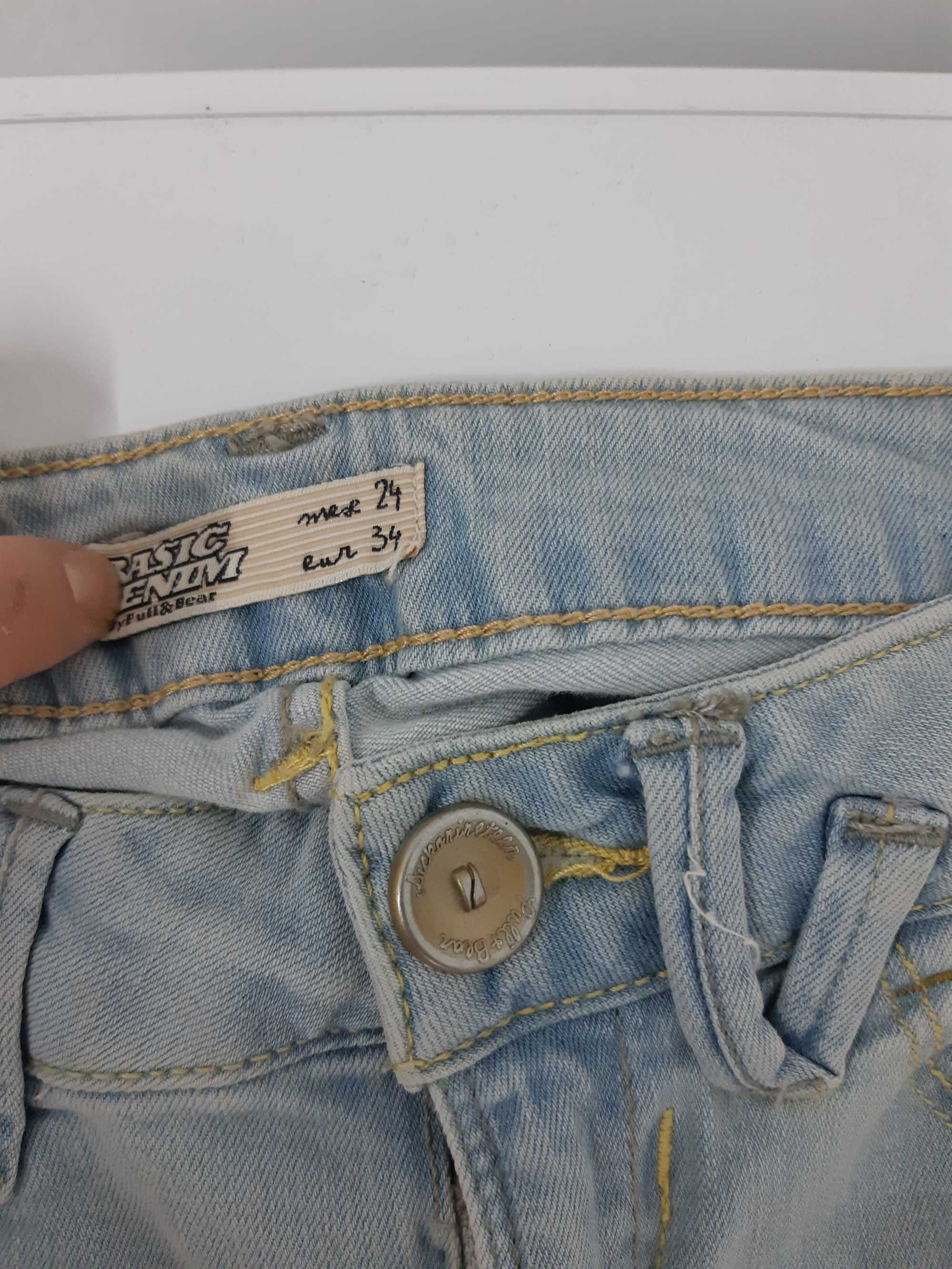 Продам джинсы для подростка женские