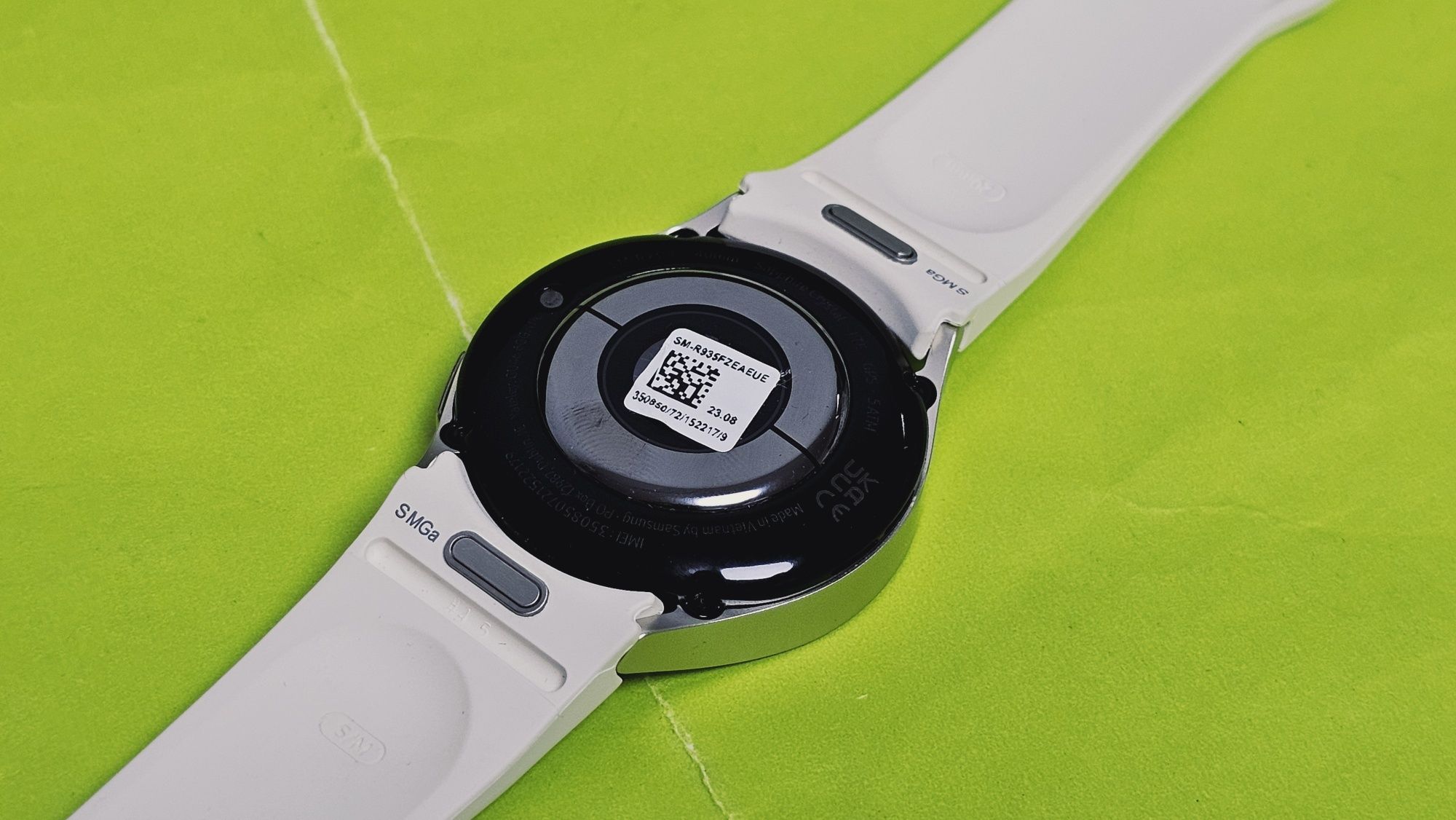 KATO HOВ 40mm Samsung Watch 6 LTE e-sim Гаранция Yettel 2025 Gold