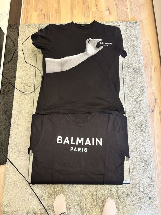 Vand 2 tricouri Balmain Paris