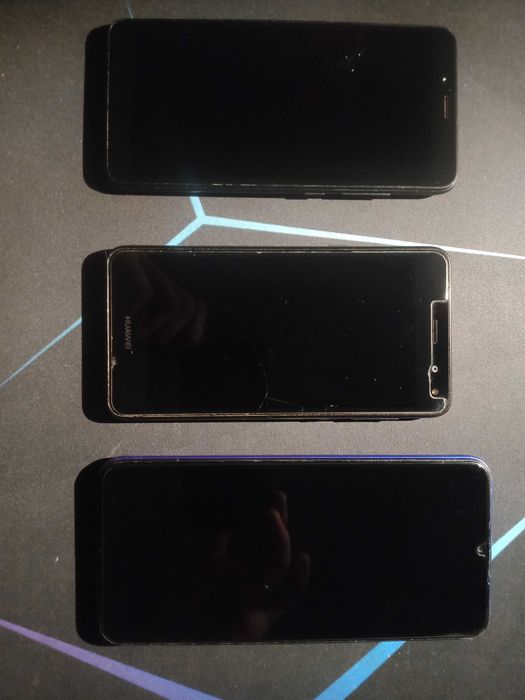 Смартфоны разные