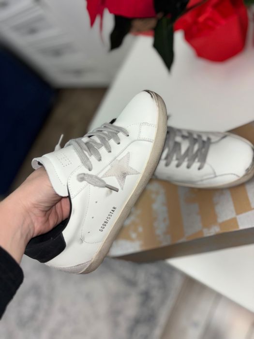 Adidasi in stare foarte buna