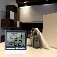 Термометр - Гигрометр с часами и календарём