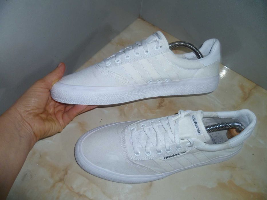 ADIDAS ниски кецове №44
