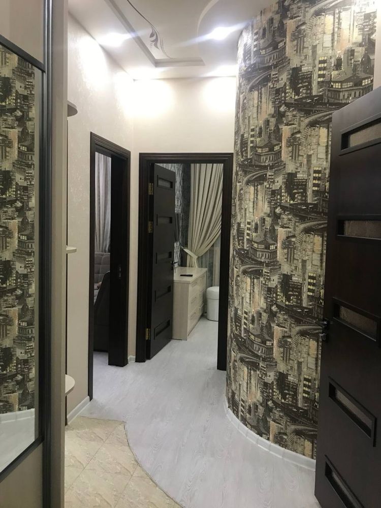 Продаю срончо Golden House свою квартира цена догаоримся