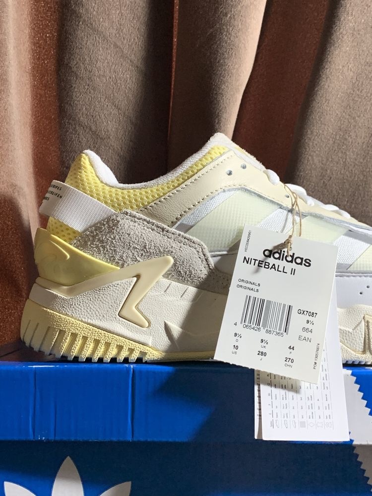Мкжские кроссовки Adidas