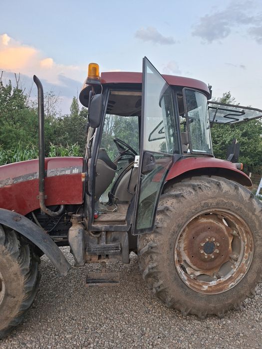 Tractor Case JX95