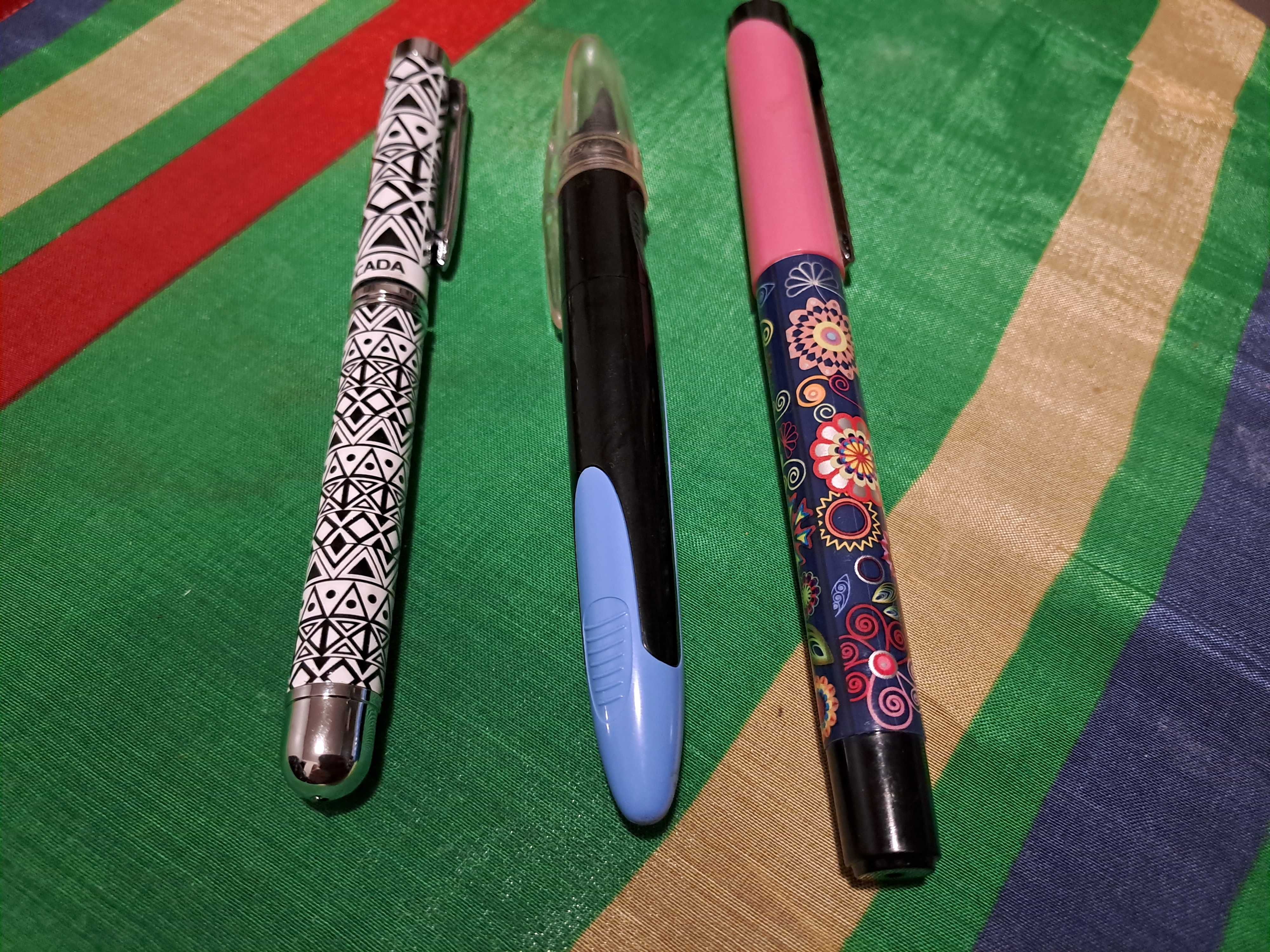 Stilouri de diverse tipuri- ZECE lei bucata