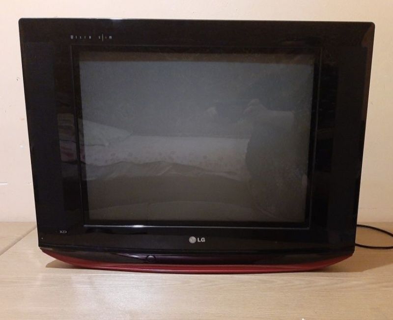 Телевизор LG 21 FU6RG- Z4