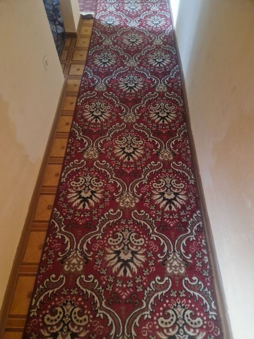 Гиламлар сотилади