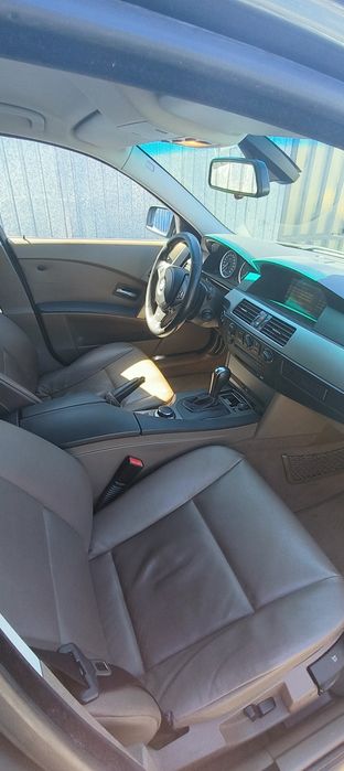 Vând BMW E60 520D