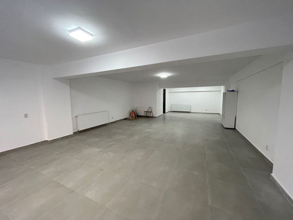 Închiriez spațiu comercial în Apahida