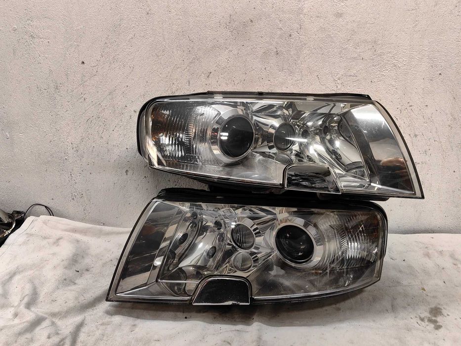 Оригинални фарове Шкода Суперб  Skoda Superb Xenon