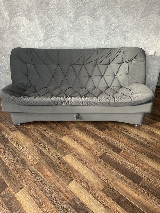 Продам диван в отличном состоянии