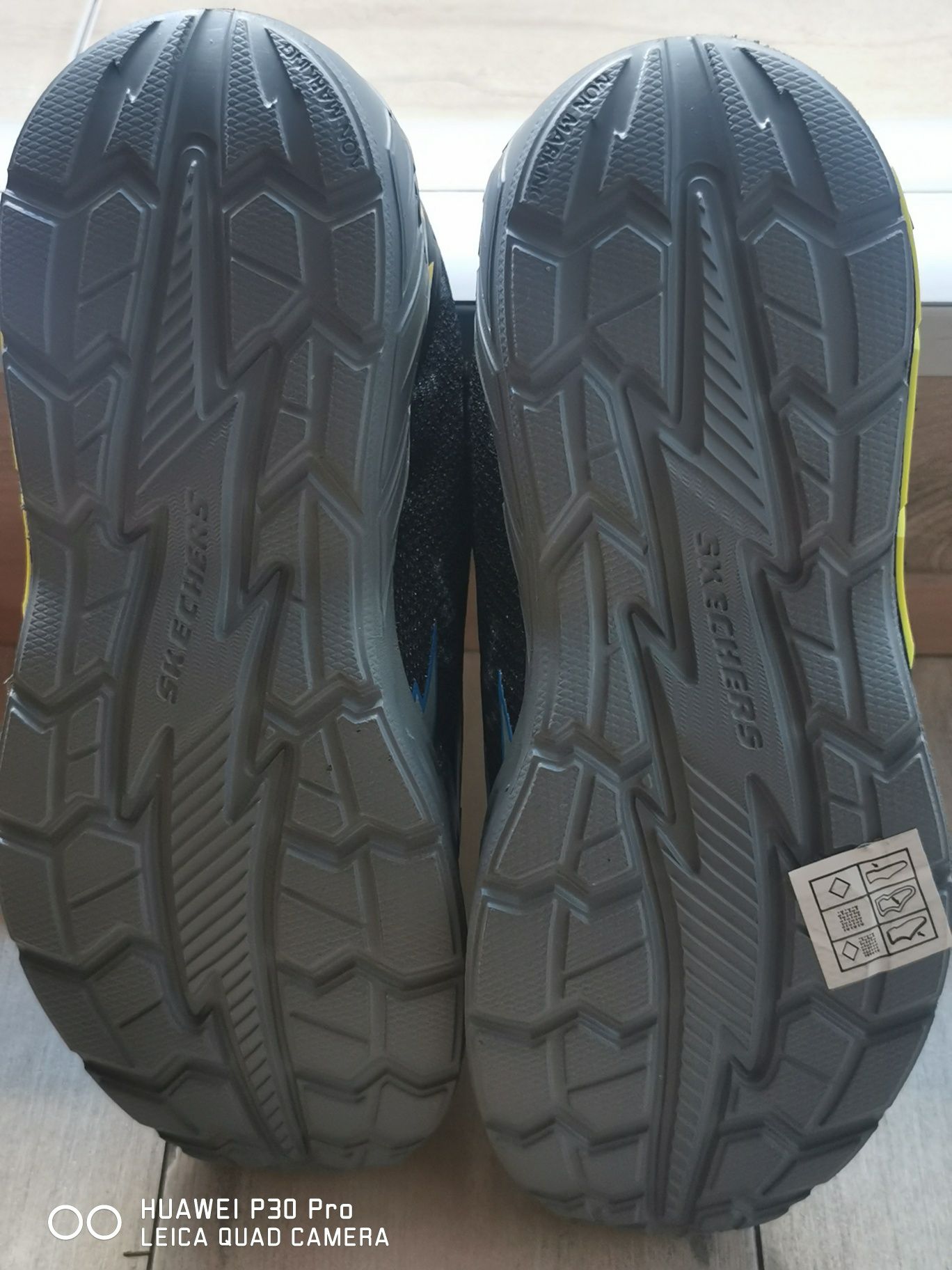 Vând Skechers mărimea 34
